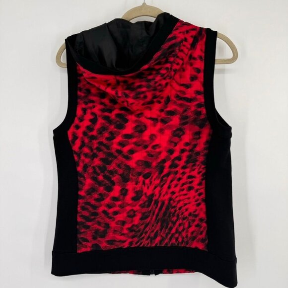 Chicos 1 Zenergy Sleeveless Zip-Up Jacket Red Black Animal Print Size Medium - Picture 7 of 11